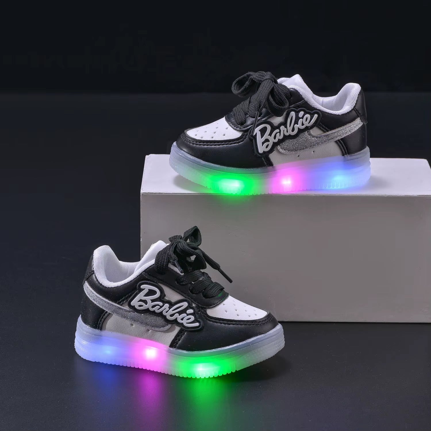 Barbie Shoes New Kids LED Shoes Children Tennis Shoes Girls Luminous Sport Shoes Baby Casual Sneakers Lighted Shoes Size 21-30